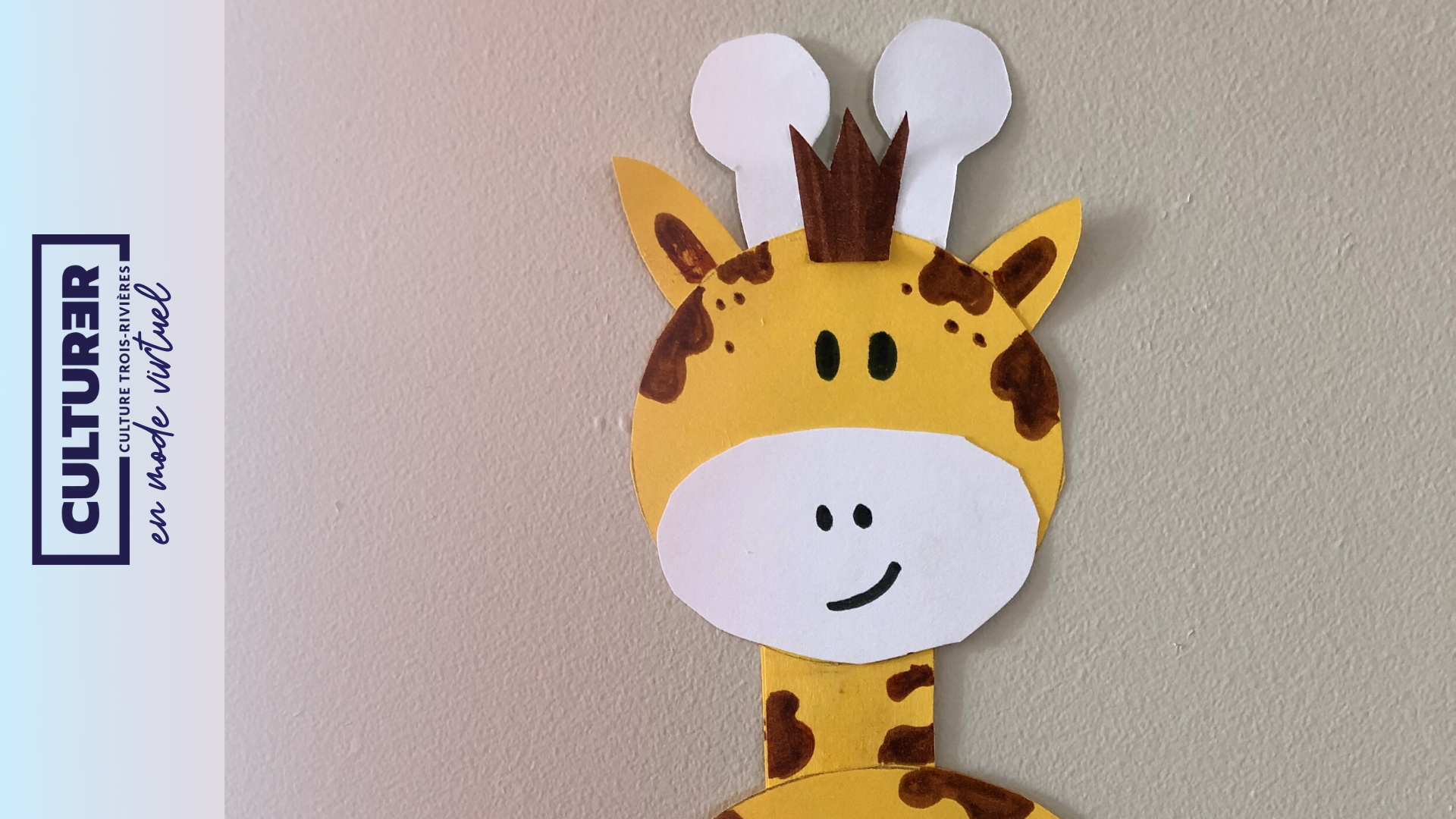 Marionnette en forme de girafe